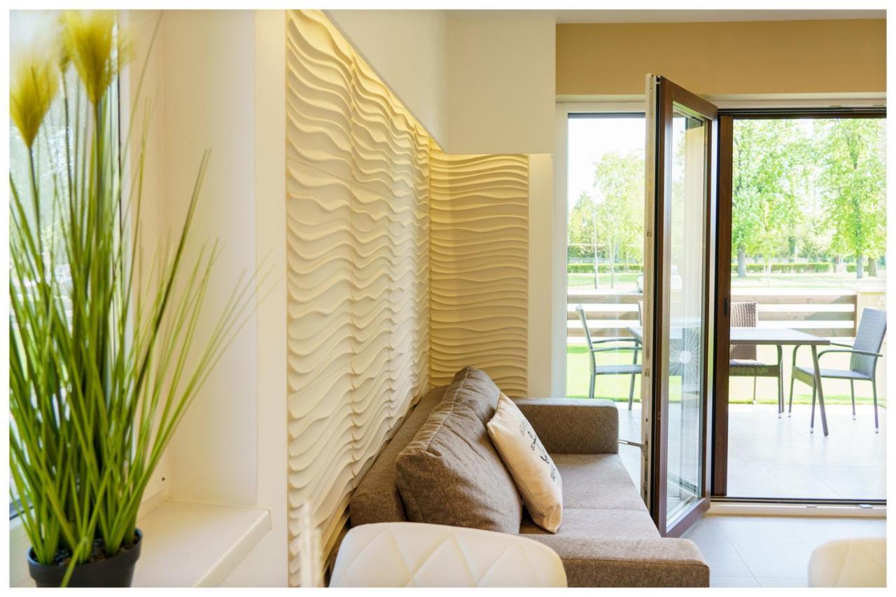 Kenese Regatta Apartman Balatonkenese Exterior foto